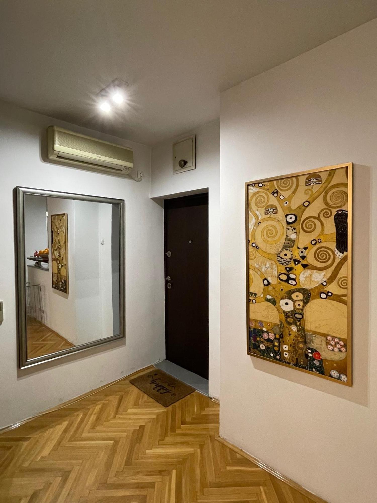 Ruby Luxury Central Apartment 斯科普里 外观 照片